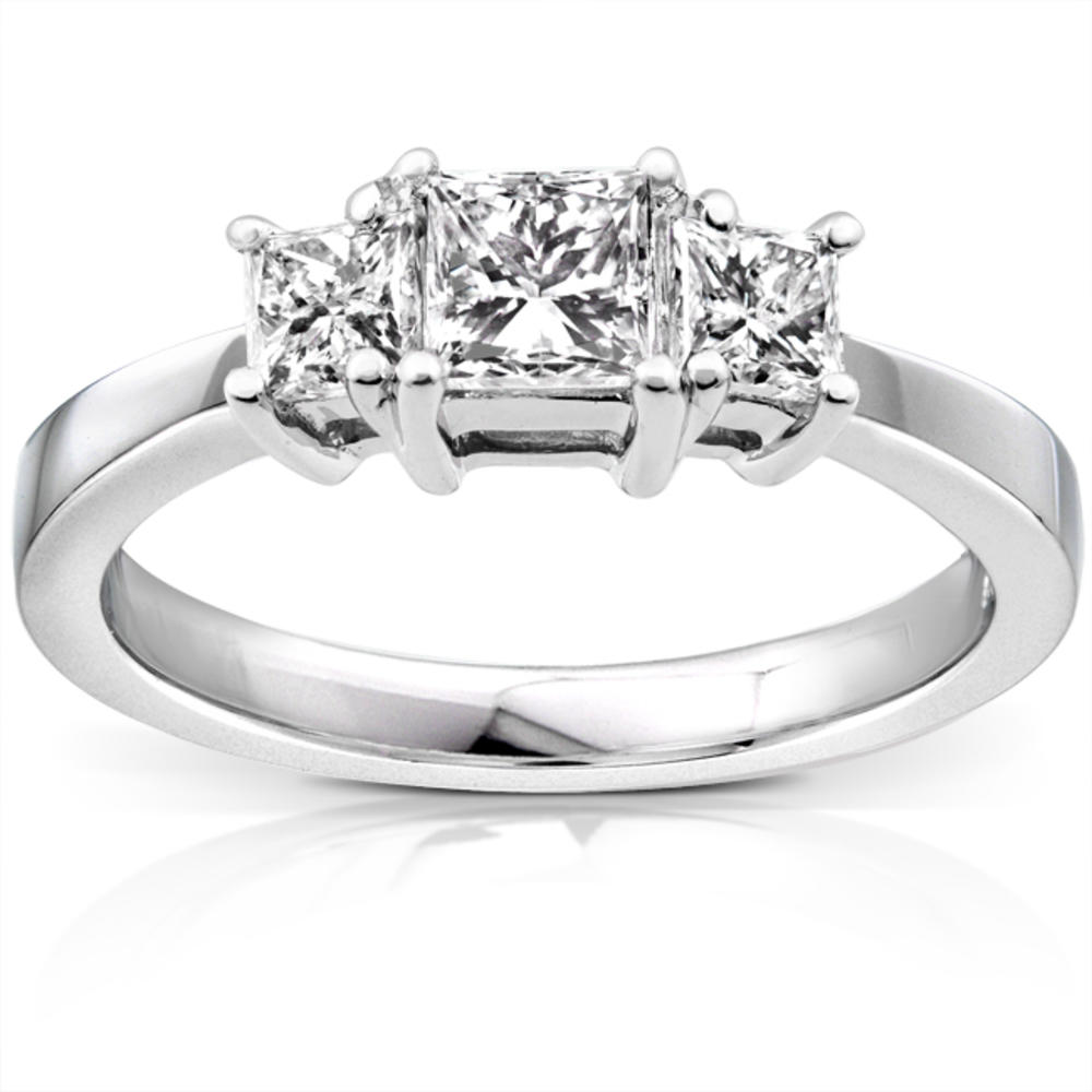 Three-Stone Diamond Engagement Ring 1 carat (ct. tw) in 14K White Gold