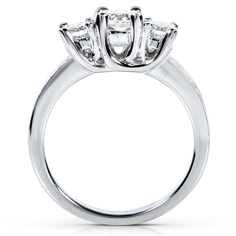 Diamond Three-Stone Engagement Ring 1 1/2 carat (ct.tw) in 14K White Gold