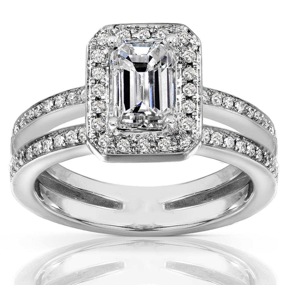 Emerald Cut Diamond Ring 1 1/3 Carat (ct.tw) in 14k White Gold