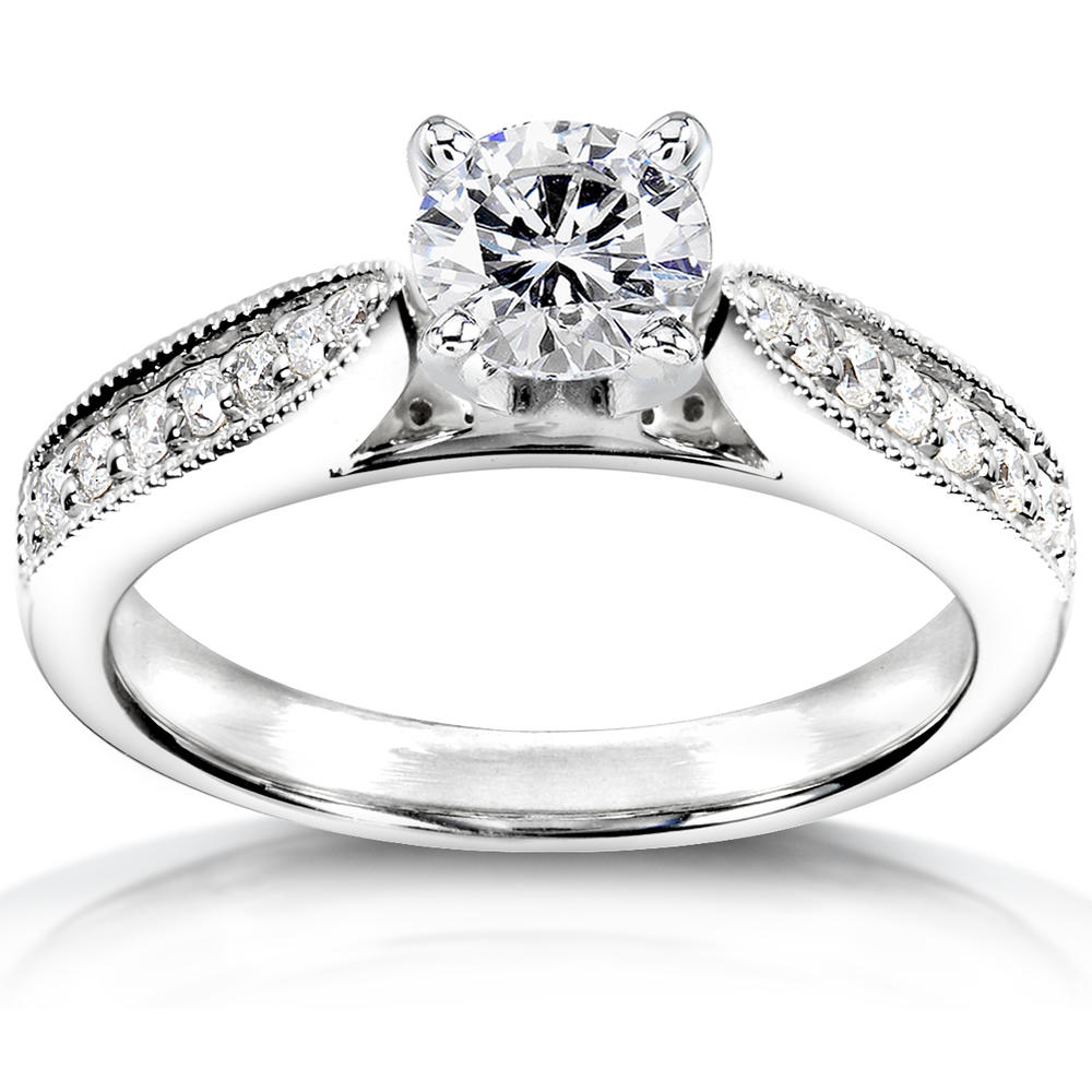 Round Diamond Engagement Ring 7/8 carat (ct.tw) in 14k White Gold