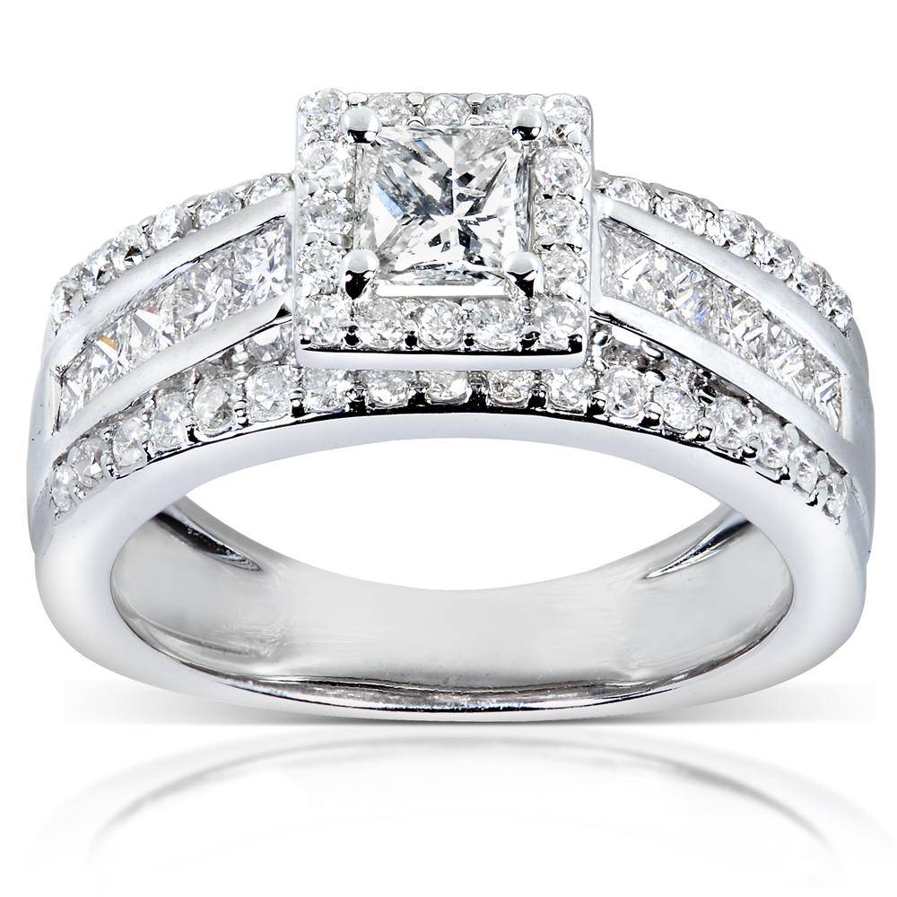 Diamond Engagement Ring 1 1/5 carat (ct.tw) in 14k White Gold