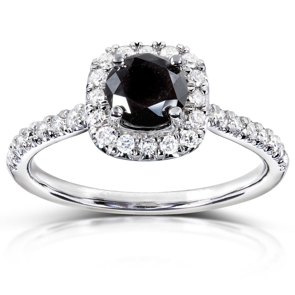 Round Brilliant Black and White Diamond Engagement Ring 3/4 carats (ct.tw) in 14k White Gold