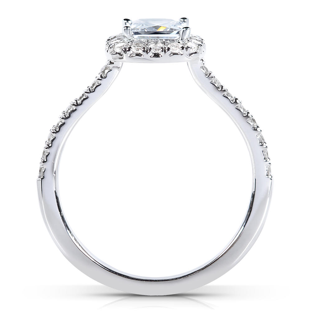 Diamond Engagement Ring 3/4 carats (ct.tw) in 14k White Gold