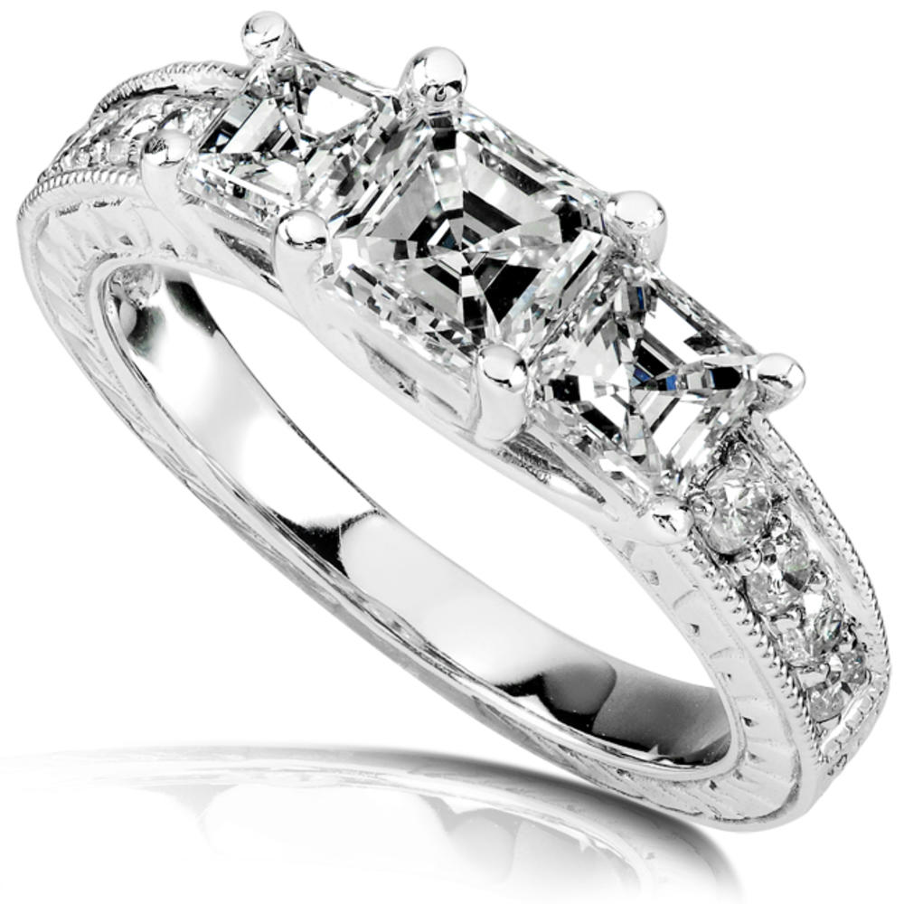 Diamond Three-Stone Engagement Ring 1 1/2 carats (ct.tw) in 14K White Gold