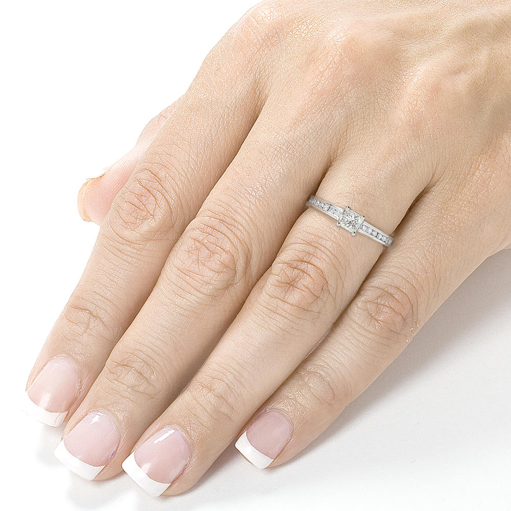 Princess Diamond Engagement Ring 1/2 carat (ct.tw) in 14k White Gold