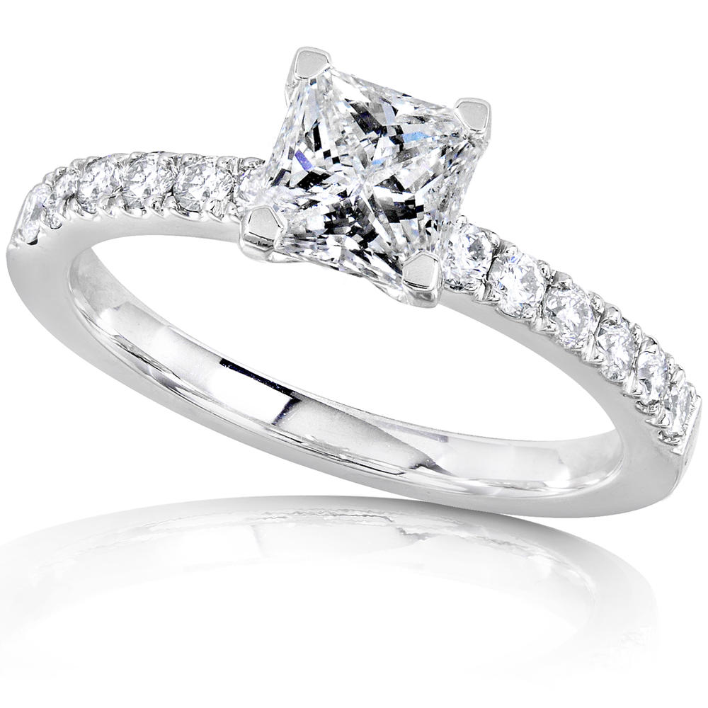 Diamond Engagement Ring 1 1/4 Carat (ct.tw) in 14K White Gold