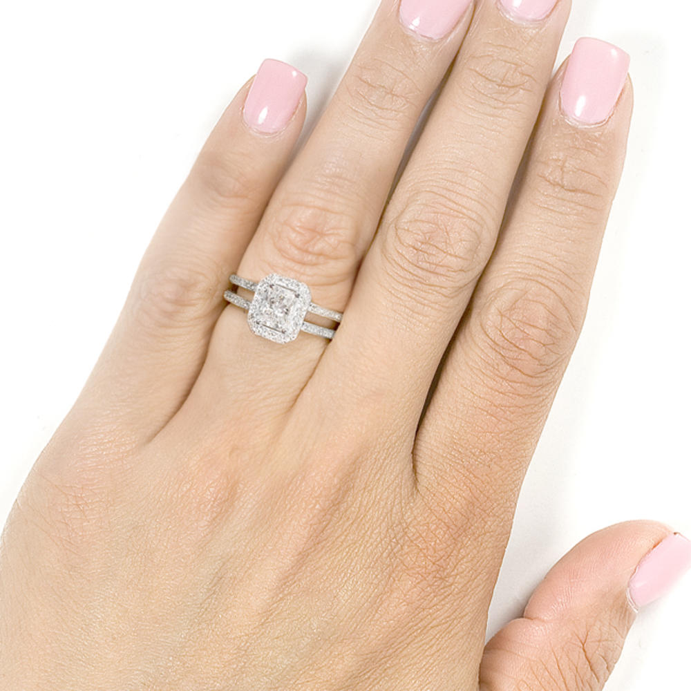 Radiant Diamond Engagement Ring 1 1/3 carat (ct.tw) in 14k White Gold