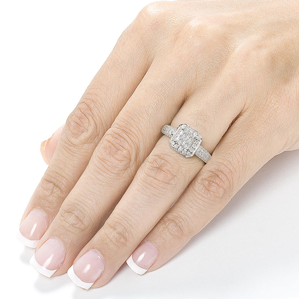Diamond Engagement Ring 3/4 carat (ct.tw) in 14K White Gold