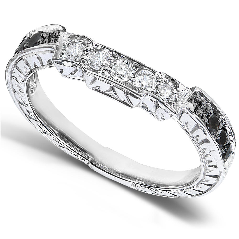 Round Brilliant Black and White Diamond Wedding Band 1/4 carat (ct.tw) in 14K White Gold