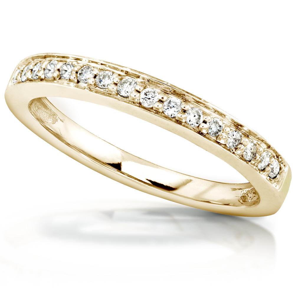 Round Diamond Wedding Band 1/6 carat (ct.tw) in 14K Yellow Gold