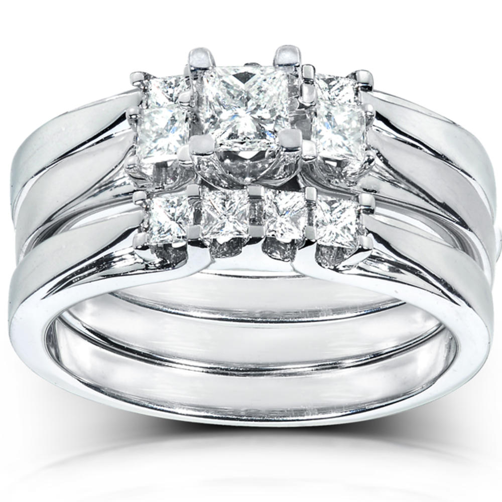 Three Stone Princess Diamond Bridal Set 3/4 carat (ct.tw) in 14k White Gold