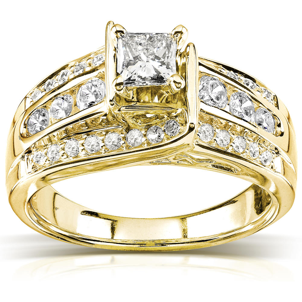 Princess Diamond Engagement Ring 7/8 Carat (ct.tw) in 14K Yellow Gold