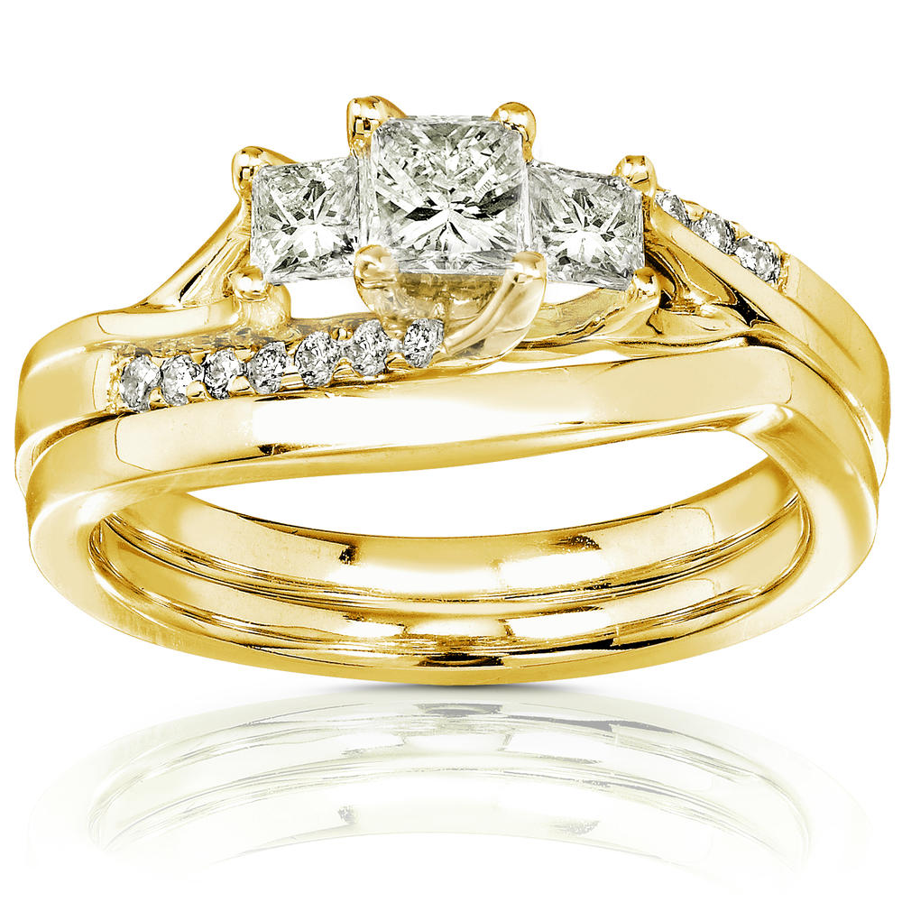 Diamond Wedding Set 1/2 carat (ct.tw) in 14K Yellow Gold