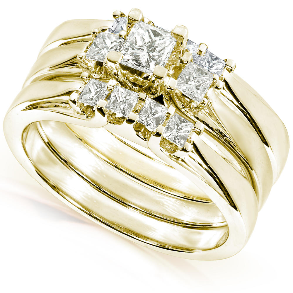 Three Stone Princess Diamond Bridal Set 3/4 carat (ct.tw) in 14k Yellow Gold