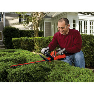 Black & Decker 22 In 18 V Nicad Hedge Trimmer Lawn