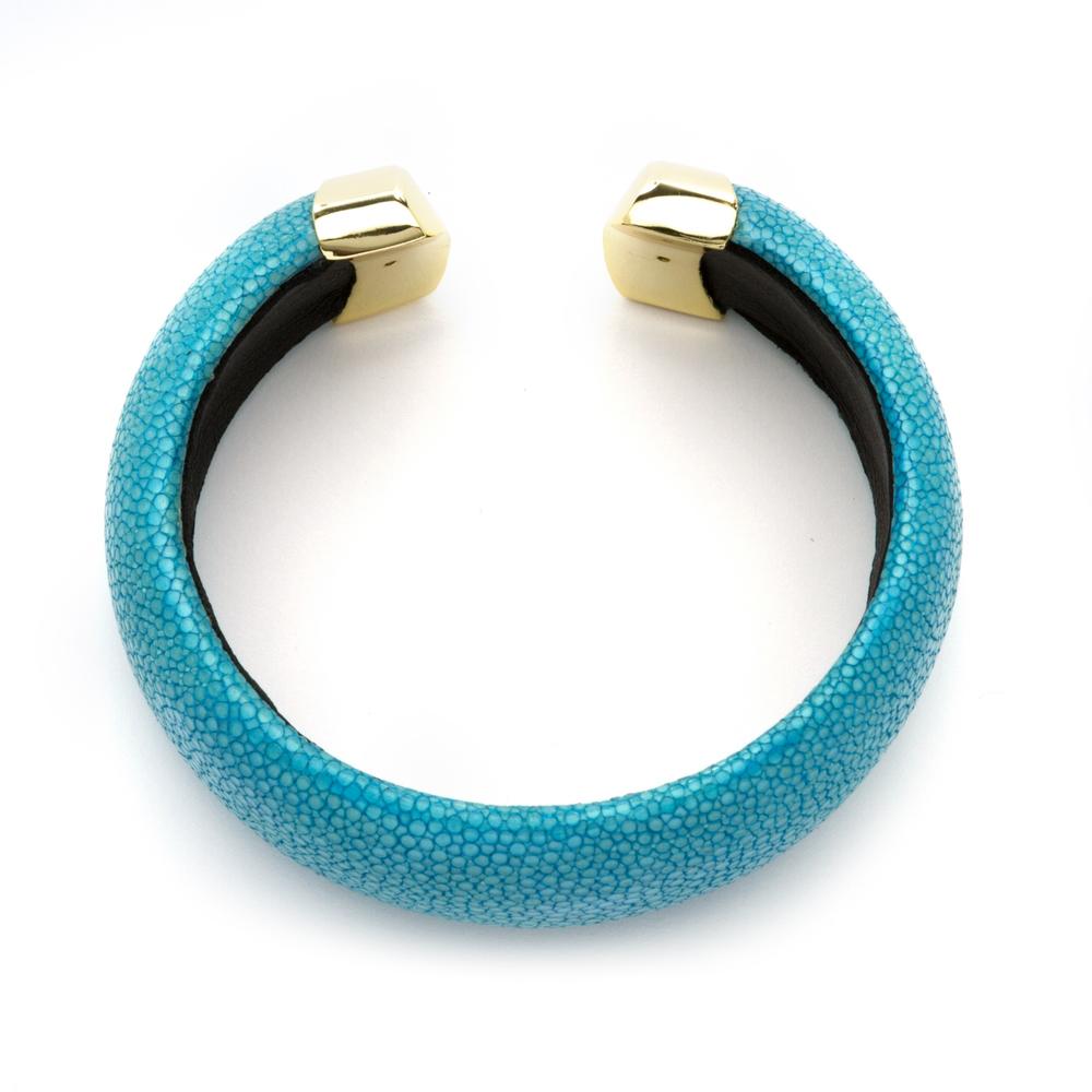 Teal Stingray Cuff Bracelet in Yellow Gold Tone