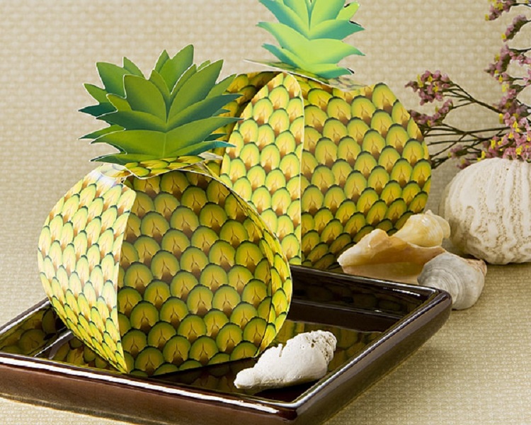 "Tropical Treats" Oversized Pineapple Favor Box (24 Pack) [Case Pack of 6]