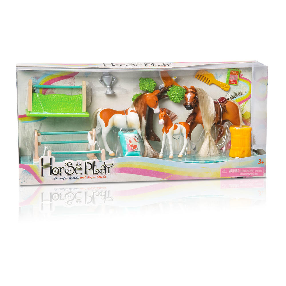 Palomino/Paint Family Champions Horse Set