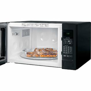 GE Appliances PEB7226DFBB 2.2 cu. ft. Countertop Microwave Oven ...