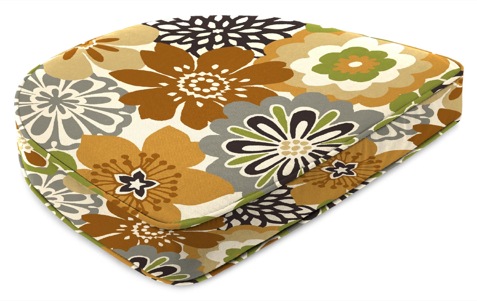 Contoured Boxed Chair Cushion in Camilla Maple