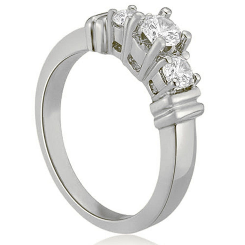 14K White Gold 0.45 cttw  Classic Round Cut Three-Stone Diamond Engagement Ring (I1, H-I)