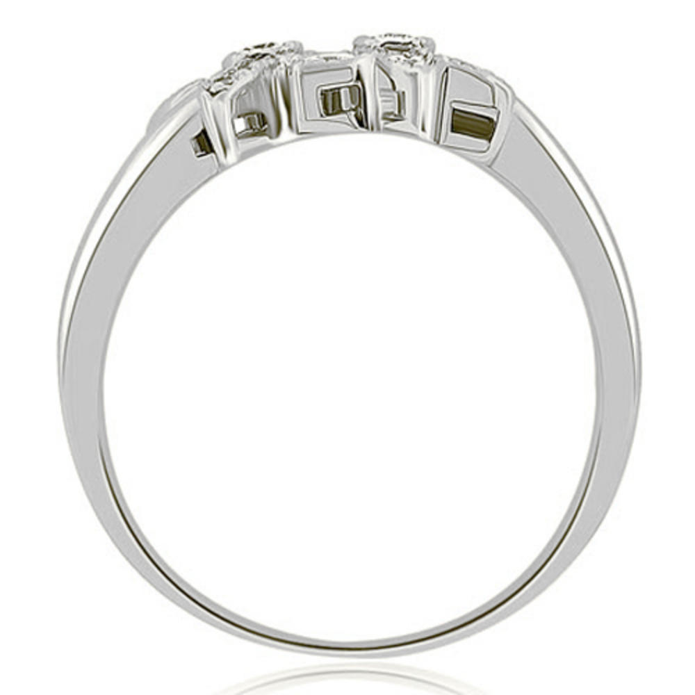 0.15 Cttw Round Cut 18K White Gold Diamond Ring
