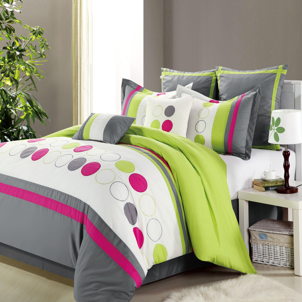 Chic Home Sporty 12 pc Bed in a Bag Embroidered Comforter Set