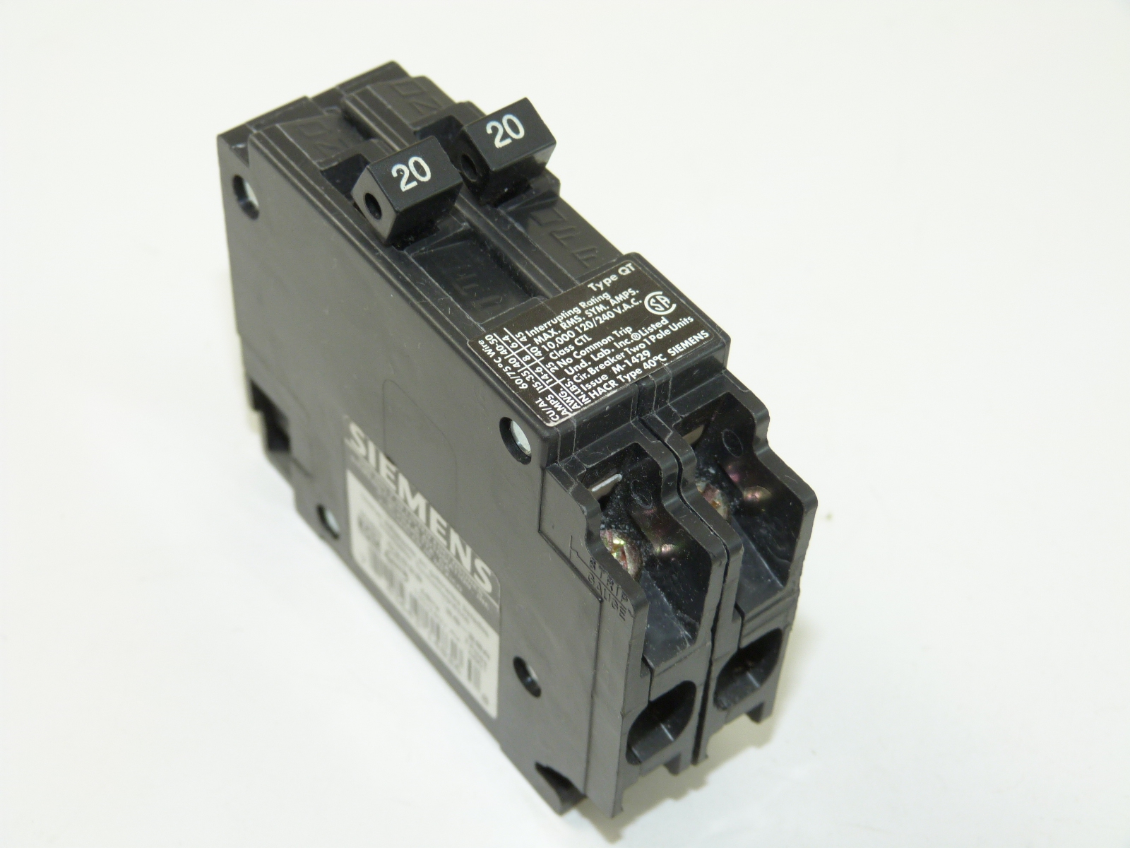 UPC 783643148260 - Siemens QP 20-Amp Tandem Circuit Breaker | upcitemdb.com
