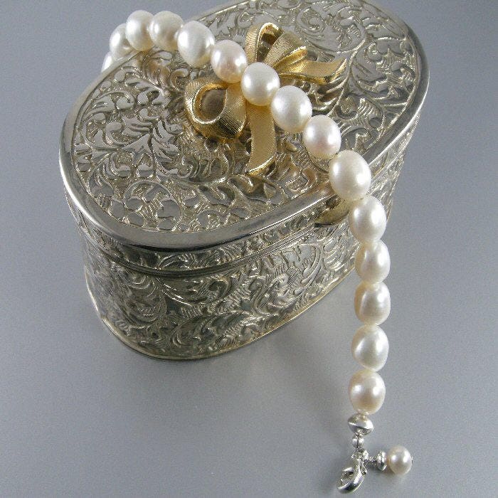 Jewelry By Tali White Baroque Pearl Bracelet, White Pearl Bracelet, Classic Pearl Bracelet, Pearl Jewelry, Freshwater Pearl Bracelet