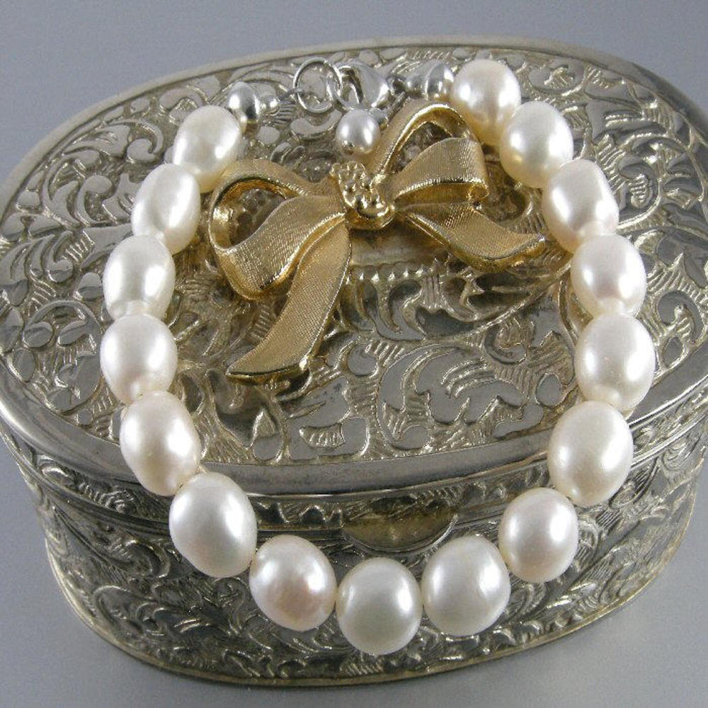 Jewelry By Tali White Baroque Pearl Bracelet, White Pearl Bracelet, Classic Pearl Bracelet, Pearl Jewelry, Freshwater Pearl Bracelet