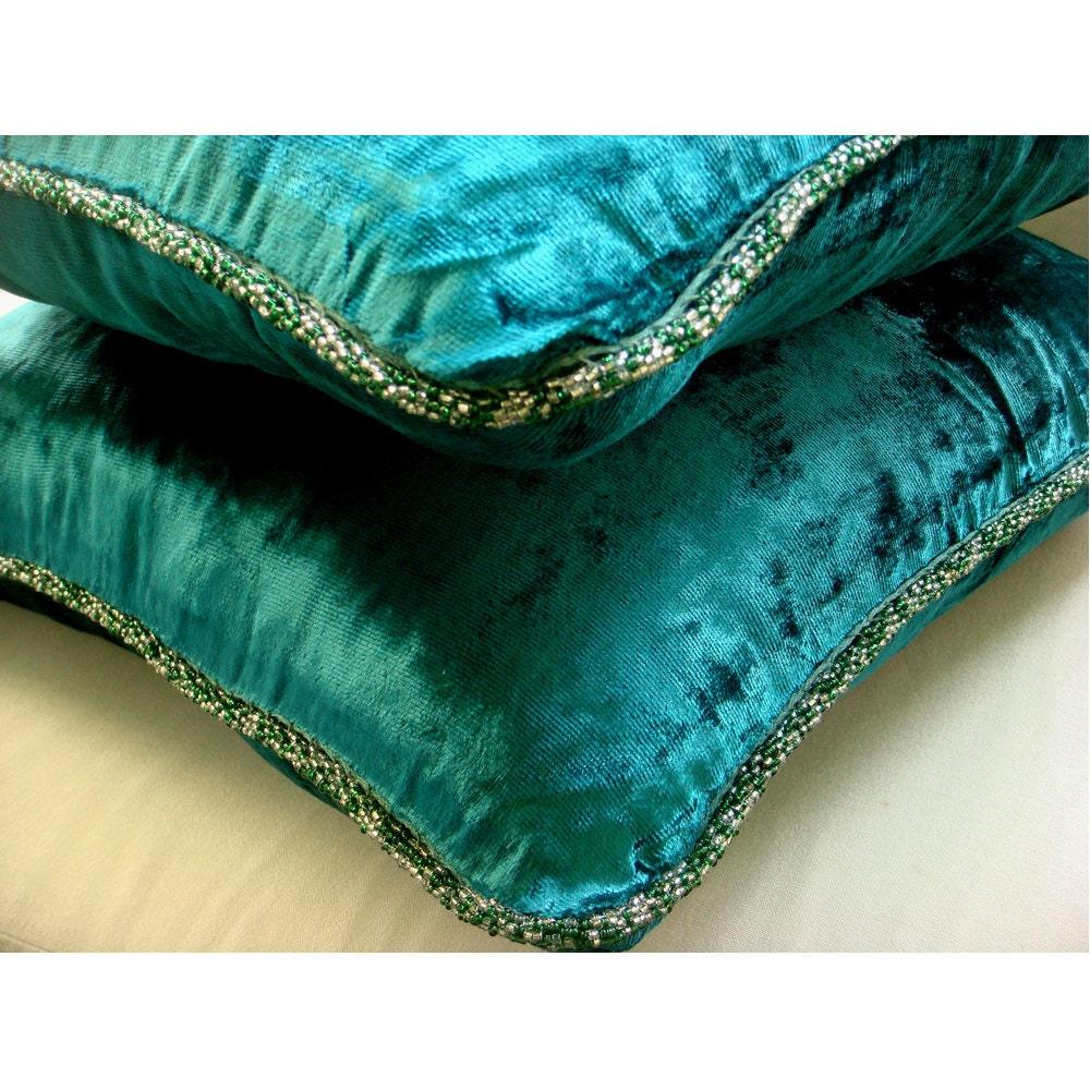 Royal Peacock Green Throw Pillows Cover, Velvet 22"x22" Solid Color Bead Cord Pillows Cover - Royal Peacock Green Shimmer