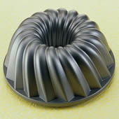 Kaiser Bakeware Kaiser 636733 KaiserCast 9.5 Inch Classic Bundform - 12 Cup at Sears.com