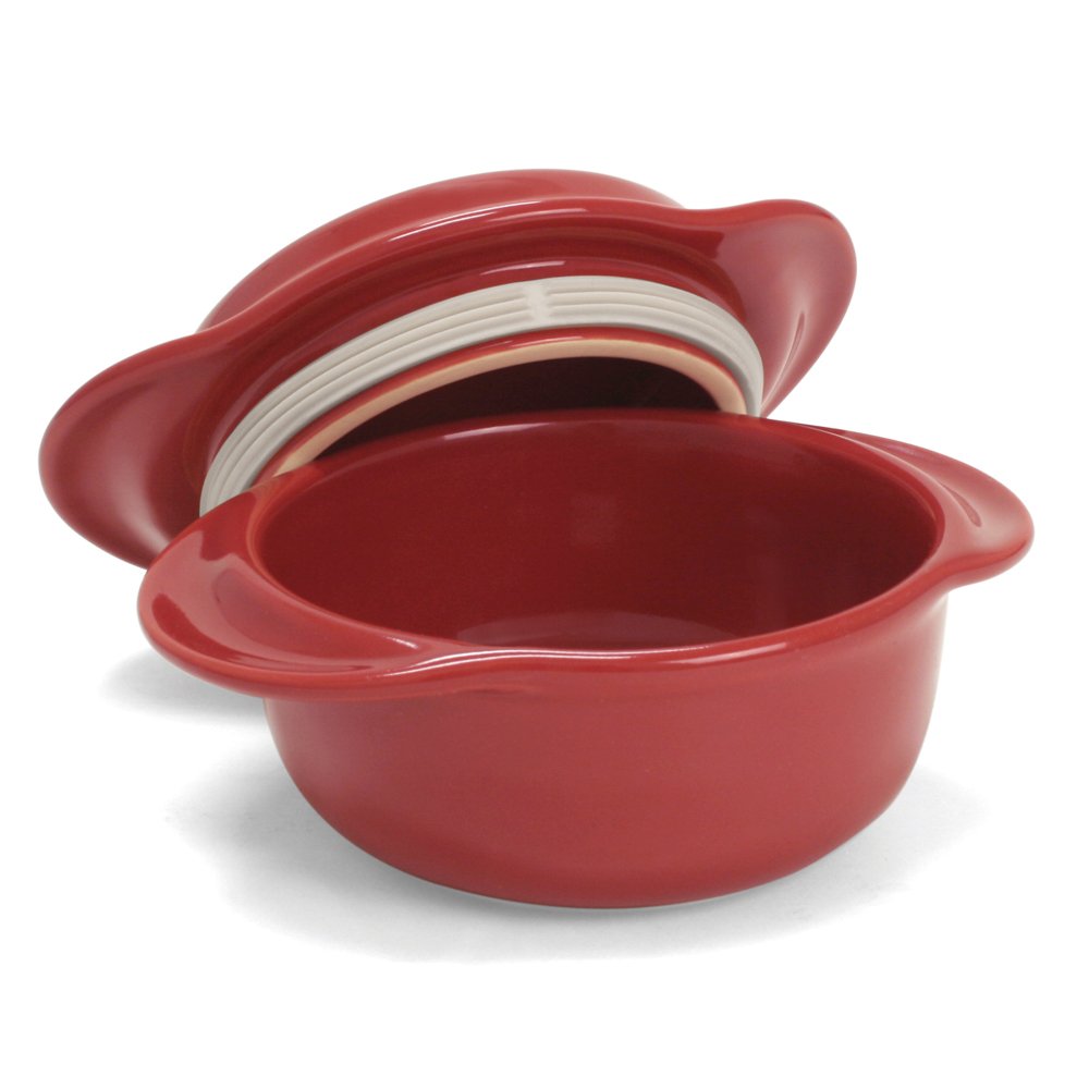 Chantal: Make and Take 3 Cup Round Casserole With Lid, Apple Red at Sears.com