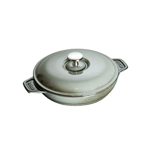 Staub Round Plate with lid  7 3/4