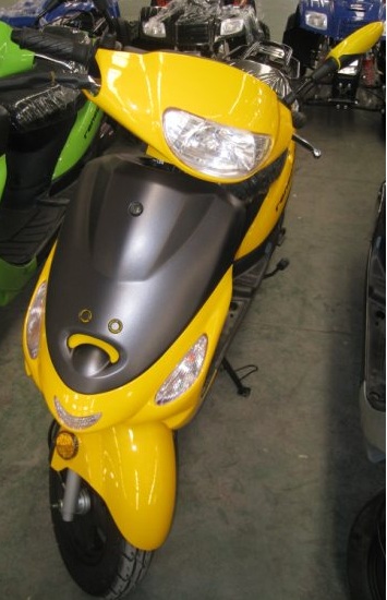 Renegade TPGS-805 YELLOW Gas 49cc Moped Scooter w/ Rear Mounted Storage Trunk at Sears.com