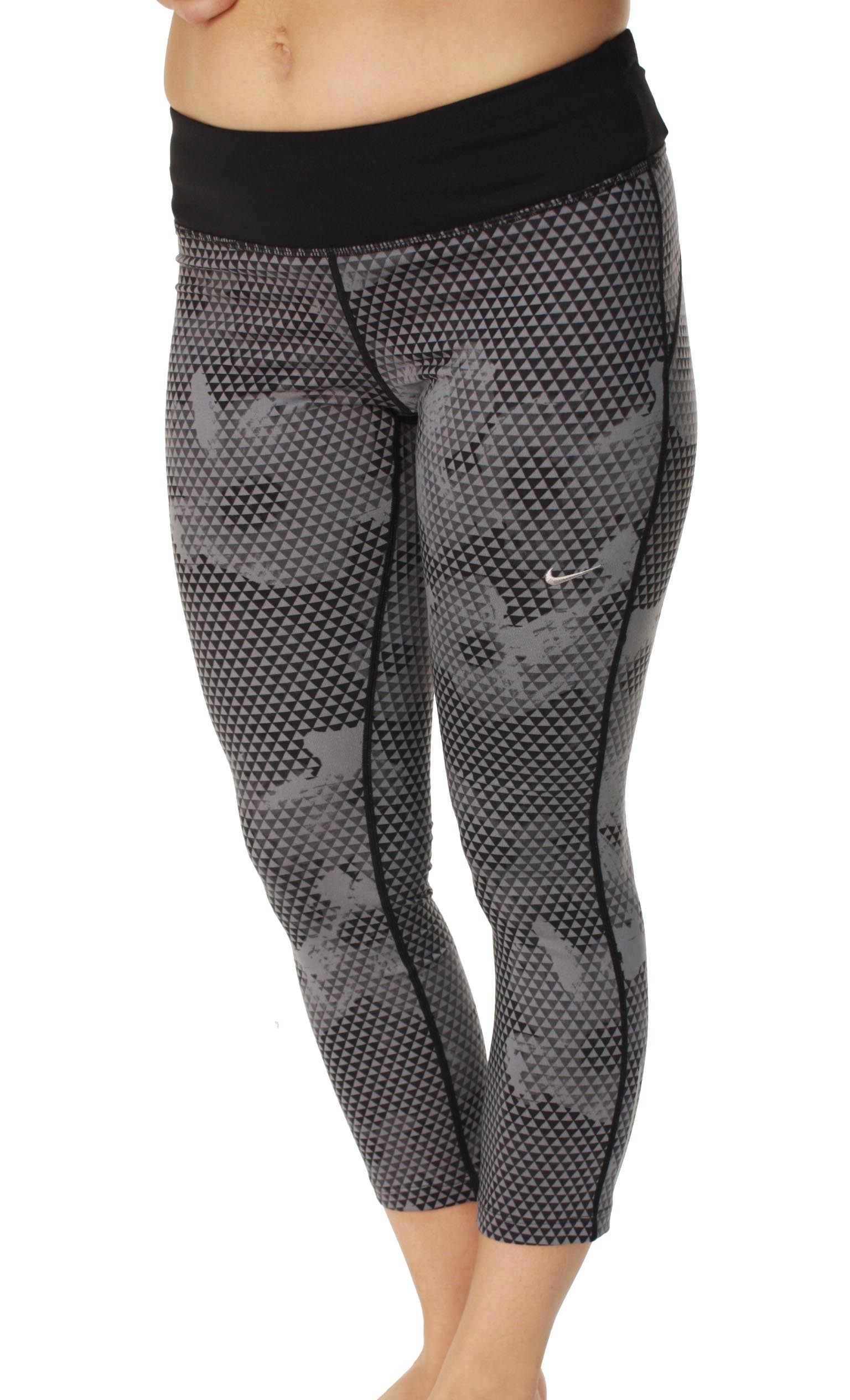 Nike Women's Epic Run Tight Fit Capri Pants Nike Women's Epic Run Tight Fit Capri Pants