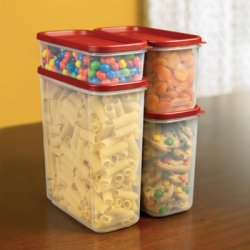 Rubbermaid FG7M7500CHILI 8-Piece Dry Food Container Set 4 Containers and 4 Lids