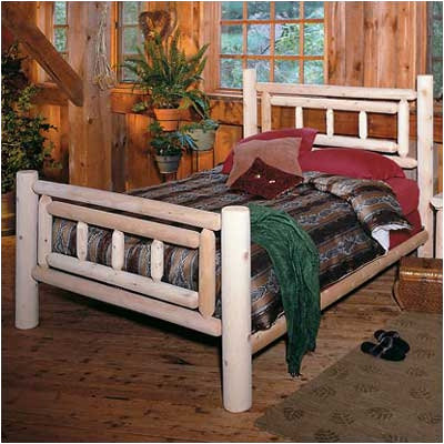 Rustic Cedar Deluxe Bed - Bed Size: Queen