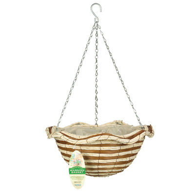 Hanging Raffia Basket With Wavy Rim