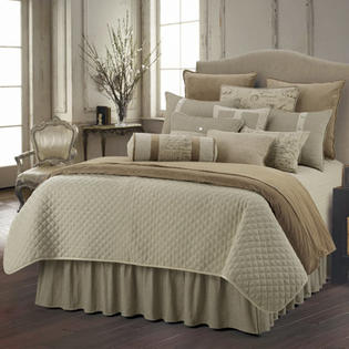 HiEnd Accents Fairfield Bedding Collection (7 Pieces) - Size: Super Queen HiEnd Accents Fairfield Bedding Collection (7 Pieces) - Size: Super Queen