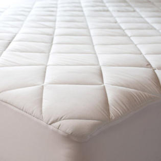 Sealy 300 Thread Count Egyptian Mattress Pad - Size: Queen Sealy 300 Thread Count Egyptian Mattress Pad - Size: Queen
