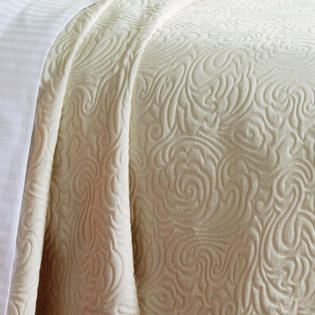 Caravelle Matelassé Season Bradbury Coverlet - Size: Queen, Color: Ecru Caravelle Matelassé Season Bradbury Coverlet - Size: Queen, Color: Ecru