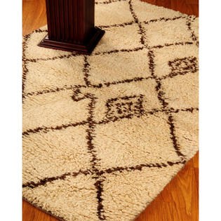 Natural Area Rugs Classic Cream Geometric Indoor Rug - Rug Size: 4' x 6' Natural Area Rugs Classic Cream Geometric Indoor Rug - Rug Size: 4' x 6'