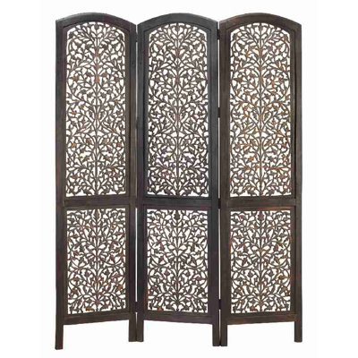 UMA Enterprises Rustic 3 Panel Wood Screen with Leaf Design at Sears.com