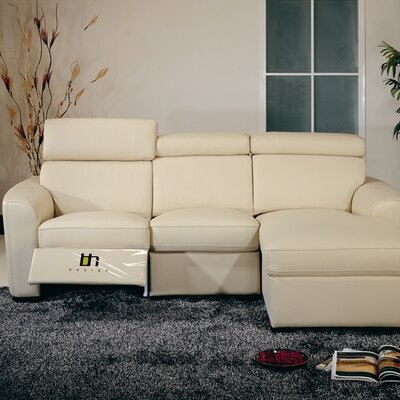 Mica Sectional - Color: Beige, Recline Type: Manual, Orientation: Right Hand Facing