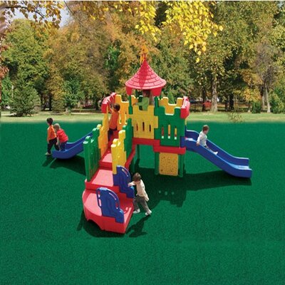 Castle Fun Center 4 - Curved Slide: No