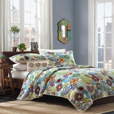 Tamil 4 Piece Coverlet Set - Size: King / California King