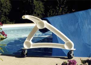 SIs IN-GROUND SOLAR BLANKET HANDLER - UP TO 20' WIDE