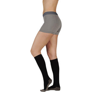 Juzo 2002 30-40 mmHg Soft Silver Sole Knee High Stocking Juzo 2002 30-40 mmHg Soft Silver Sole Knee High Stocking