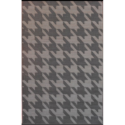 Mad Mats Hound's Tooth Charcoal/Black Rug - Rug Size: 2'5" x 3' at Sears.com